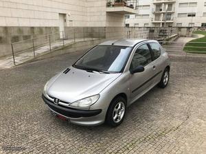 Peugeot  HDI Van Fevereiro/02 - à venda - Comerciais