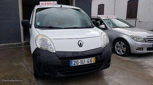 Renault Kangoo Fevereiro/10 - à venda - Comerciais / Van,