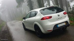 Seat Leon 2.0 TSI 211 cv DSG Fevereiro/10 - à venda -