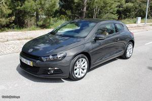 VW Scirocco 1.4 Sport DSG/Pele Maio/09 - à venda - Ligeiros