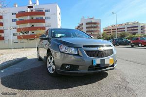 Chevrolet Cruze 1.6 LS Junho/09 - à venda - Ligeiros