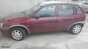 Opel Corsa v swing Setembro/98 - à venda - Ligeiros