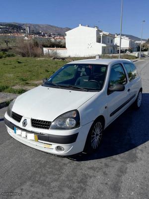 Renault Clio 1.5 dci comercial Fevereiro/03 - à venda -