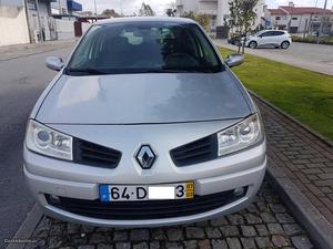 Renault Mégane 1.5 DCI 108CV Março/07 - à venda -