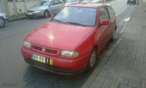 Seat Ibiza 3 portas Setembro/94 - à venda - Ligeiros