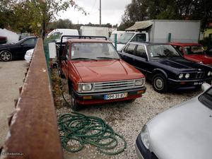 Toyota Hilux restaurada Julho/87 - à venda - Pick-up/