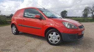 Ford Fiesta 1.4TDCI C/AC Junho/07 - à venda - Ligeiros