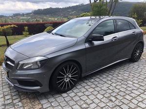 Mercedes-Benz A 180 Amg Agosto/13 - à venda - Ligeiros