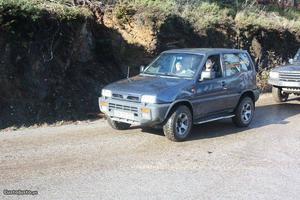 Nissan Terrano SLX Janeiro/94 - à venda - Pick-up/