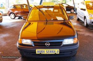 Opel Astra 1.4i 4 Pts Ac Janeiro/94 - à venda - Ligeiros