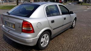 Opel Astra 1.7 Dti Ac Outubro/02 - à venda - Ligeiros