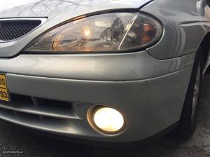 Renault Mégane 1.4i 16v Cabrio Março/00 - à venda -