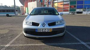 Renault Mégane 1.5DCI Dezembro/07 - à venda - Ligeiros