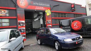 Seat Cordoba Vario Van1.9TDi 90cv Dezembro/00 - à venda -