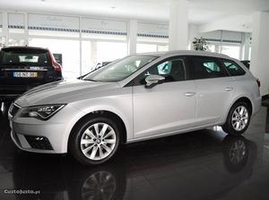 Seat Leon ST 1.6 TDi Style Março/17 - à venda - Ligeiros