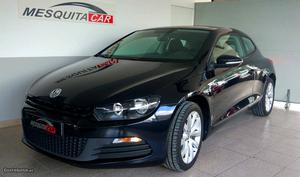 VW Scirocco 2.0 TDI Sport 170cv Abril/12 - à venda -