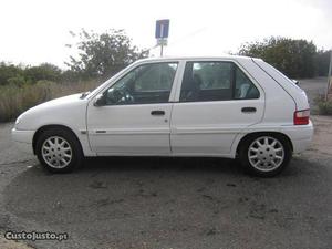 Citroën Saxo 1.5 Diesel 5 lugares Junho/00 - à venda -