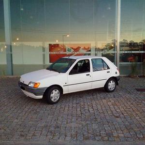 Ford Fiesta 1.1 CL Maio/90 - à venda - Ligeiros