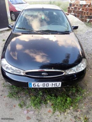 Ford Mondeo Sedan Janeiro/97 - à venda - Ligeiros