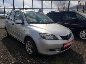 Mazda 2 1.4 CD Confort AC Janeiro/05 - à venda - Ligeiros