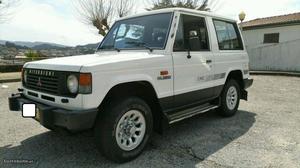 Mitsubishi Pajero 2.5 TDi 99Cv D/A Outubro/88 - à venda -