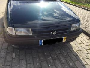 Opel Astra sport Julho/94 - à venda - Ligeiros Passageiros,