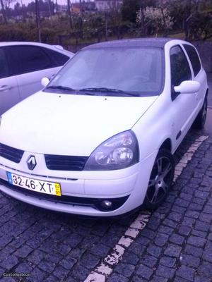 Renault Clio 5 lugares DCI Julho/04 - à venda - Ligeiros