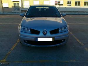 Renault Mégane 1.5 dci 105 cv Julho/07 - à venda -