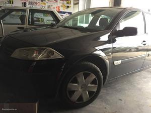 Renault Mégane 90EUR/MES Janeiro/04 - à venda - Ligeiros