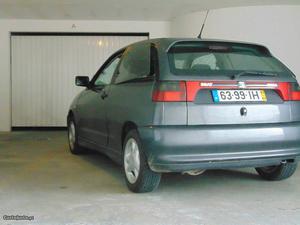 Seat Ibiza van Maio/96 - à venda - Comerciais / Van, Viana