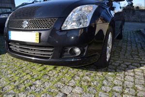 Suzuki Swift CV Dezembro/07 - à venda - Ligeiros