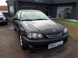 Toyota Avensis V GPL Março/99 - à venda - Ligeiros