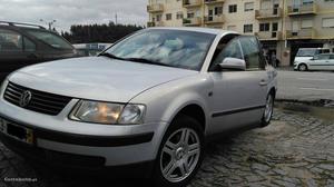 VW Passat 1.9 TDI Maio/98 - à venda - Ligeiros Passageiros,