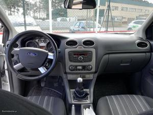 Ford Focus 1.6 Tdci SW Abril/10 - à venda - Ligeiros