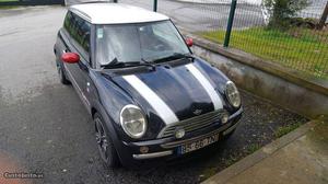 MINI Cooper desportivo Maio/02 - à venda - Ligeiros