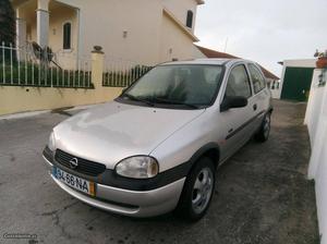 Opel Corsa 1.0 Março/99 - à venda - Ligeiros Passageiros,