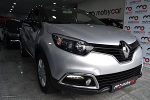 Renault Captur 1.5 DCI Exclusive Dezembro/15 - à venda -