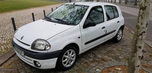 Renault Clio 1.2 RN ver observações Outubro/99 - à venda