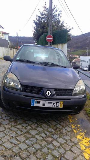 Renault Clio 1.5 dci 5 portas Outubro/04 - à venda -