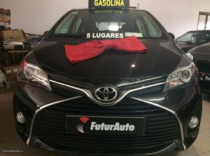 Toyota Yaris confort Junho/16 - à venda - Ligeiros