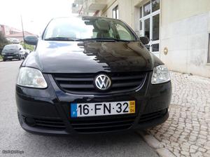 VW Fox 1.2 HTP Abril/08 - à venda - Ligeiros Passageiros,