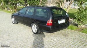 Ford Mondeo GHIA Julho/99 - à venda - Ligeiros Passageiros,