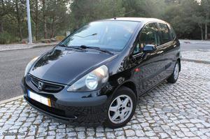 Honda Jazz 1.2 i Dezembro/01 - à venda - Ligeiros