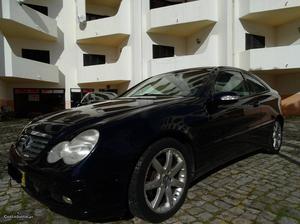 Mercedes-Benz C 180 sportcoupé Agosto/02 - à venda -