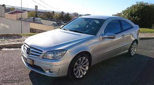 Mercedes-Benz CLC 200 CDI 150cv Março/09 - à venda -