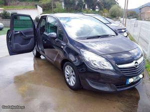 Opel Meriva COSMO Dezembro/14 - à venda - Monovolume / SUV,