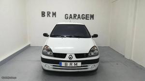 Renault Clio 1.5 dci Julho/04 - à venda - Ligeiros