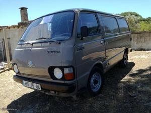 Toyota HiAce LH20 Janeiro/80 - à venda - Comerciais / Van,