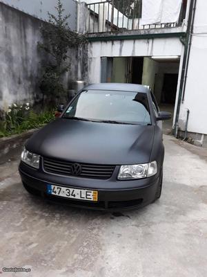 VW Passat Confort Maio/98 - à venda - Ligeiros Passageiros,