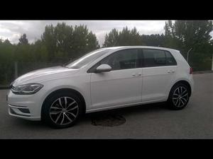  Volkswagen Golf 1.6 TDI CONFORTLINE